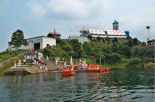 武漢理工大學(xué)水上教學(xué)基地