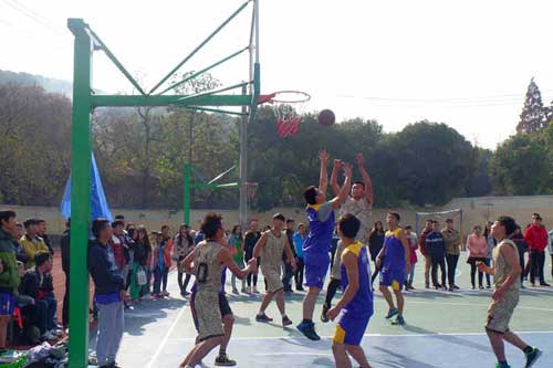 武漢航海職業(yè)技術(shù)學院籃球活動